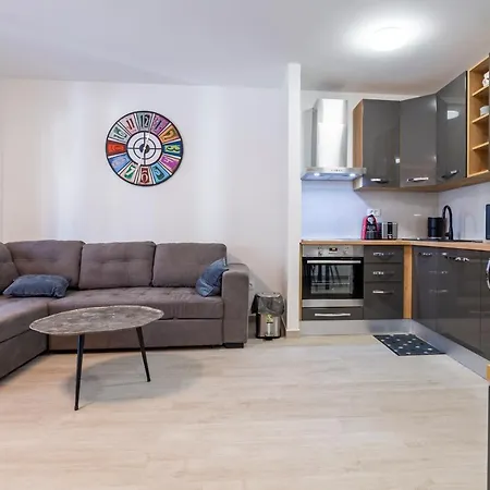 Anna Apartment Podstrana